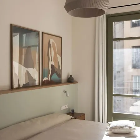 The Collection - Amazing 5 Bd 5 Bathroom Next To Plaza Catalunya