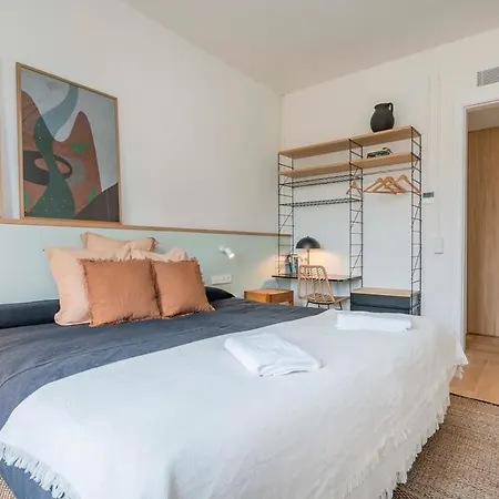 Apartment Amazing 5 Bd 5 Bathroom Next To Plaza Catalunya