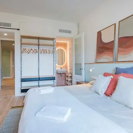 Apartment Amazing 5 Bd 5 Bathroom Next To Plaza Catalunya Barcelona