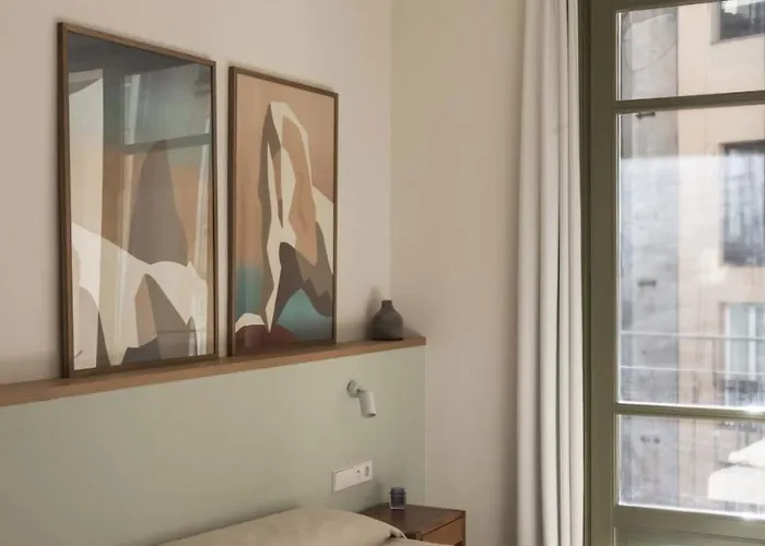 The Collection - Amazing 5 Bd 5 Bathroom Next To Plaza Catalunya